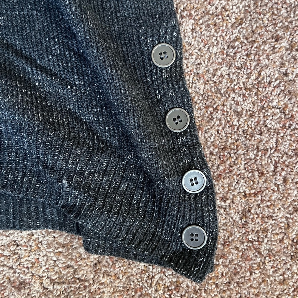 NWT Indigo Thread Co Charcoal Gray and Silver Button-Detail Sweater - Picture 2 of 4